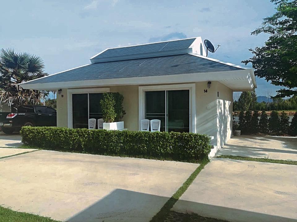 The Lake Hill Resort Pran Buri Esterno foto
