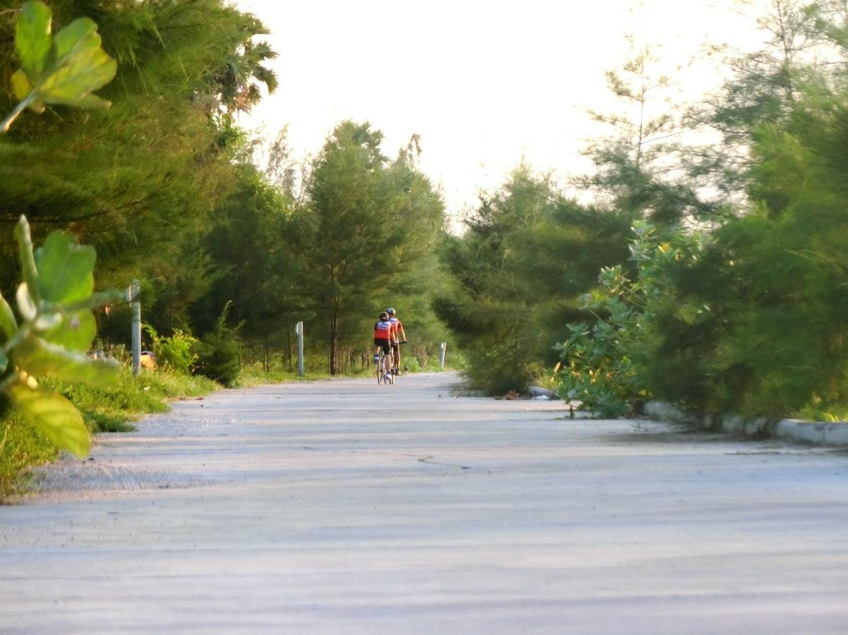 The Lake Hill Resort Pran Buri Esterno foto