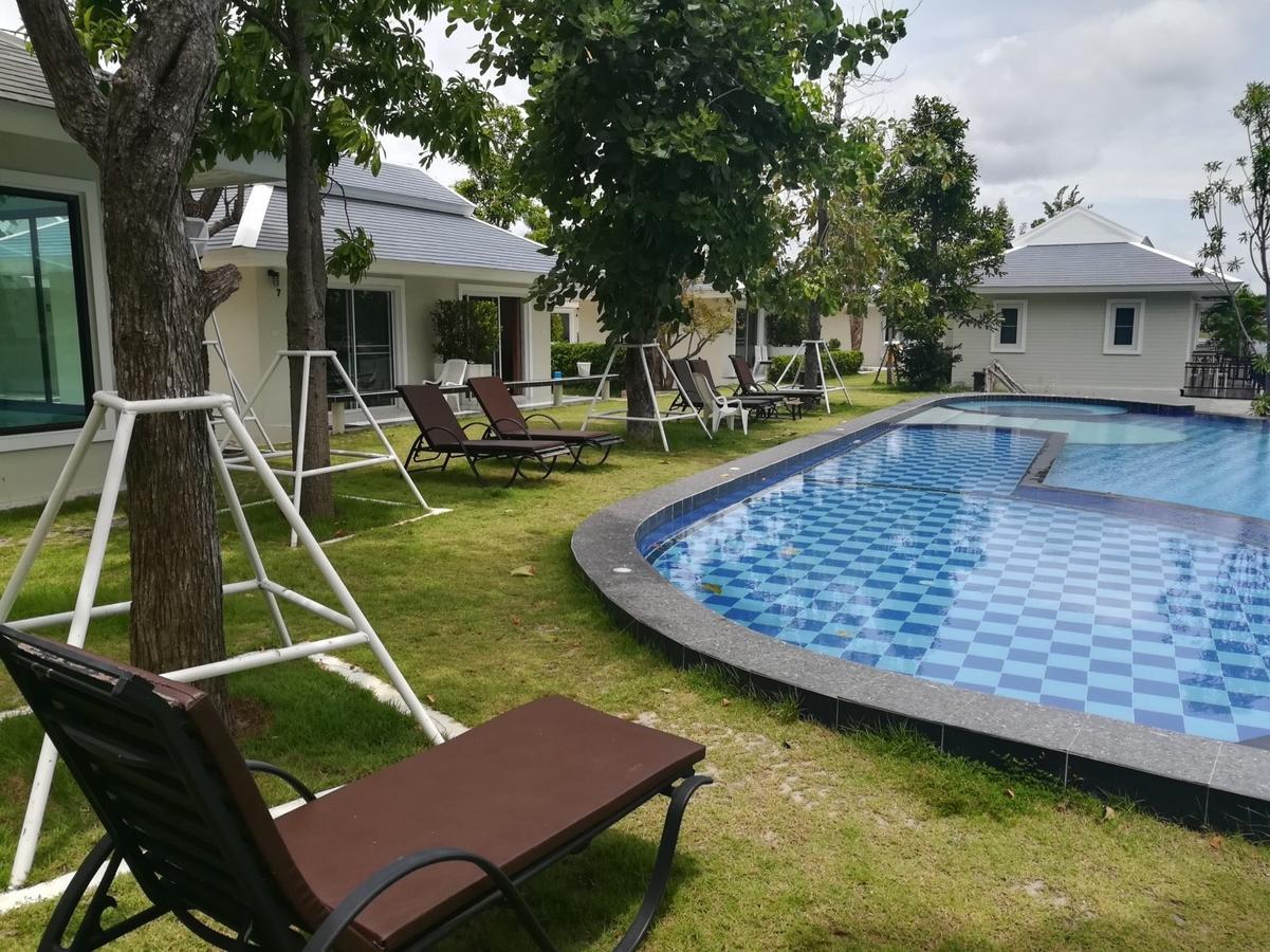 The Lake Hill Resort Pran Buri Esterno foto