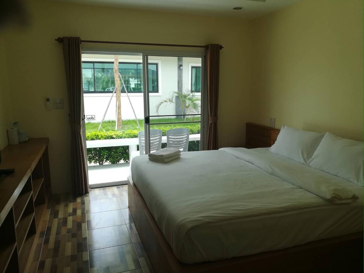 The Lake Hill Resort Pran Buri Esterno foto